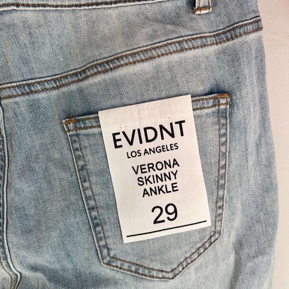 Evidnt Verona Womens Skinny Ankle Distressed Jeans Sz 29 Light Wash - Picture 5 of 9